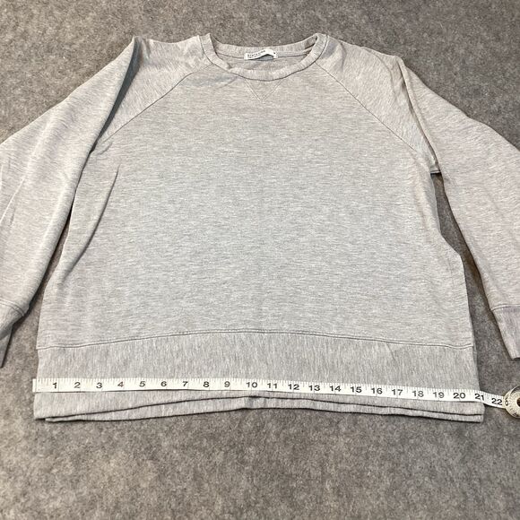 Stateside Women’s Medium Sweatshirt Crew Neck Light Gray Pullover Casual Boho - Picture 3 of 13